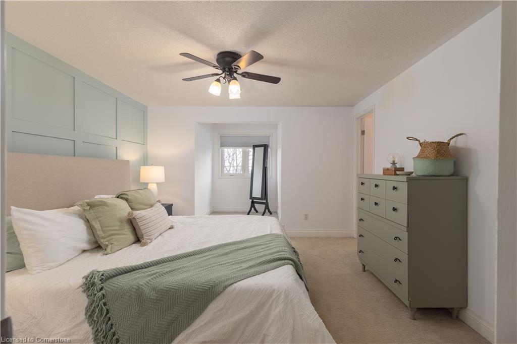 65 Fairwood Place W Property Photo 12