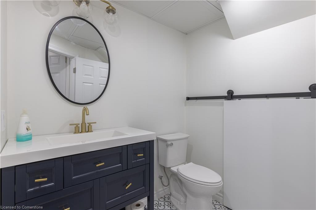 65 Fairwood Place W Property Photo 21