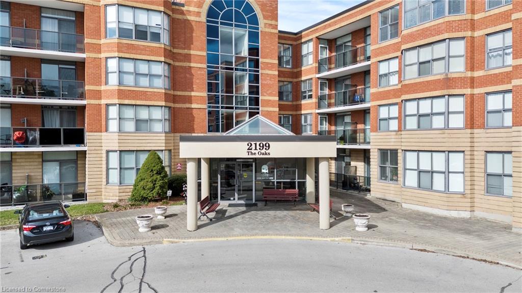 217-2199 Sixth Line Property Photo