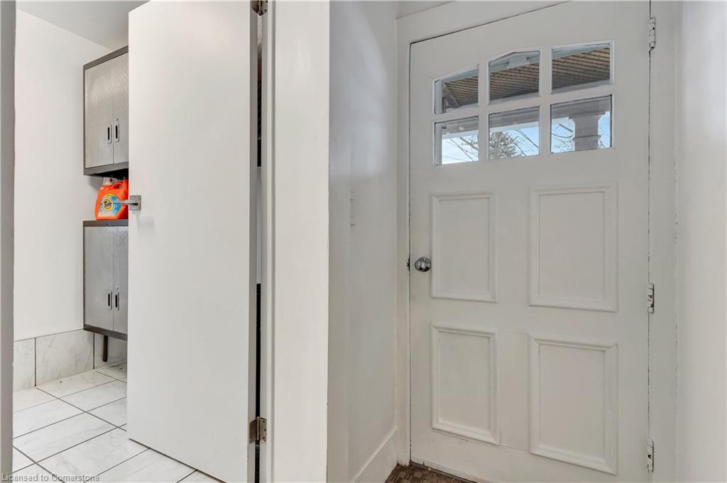 40 Menno Street Property Photo 7