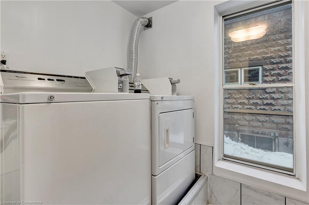 40 Menno Street Property Photo 13