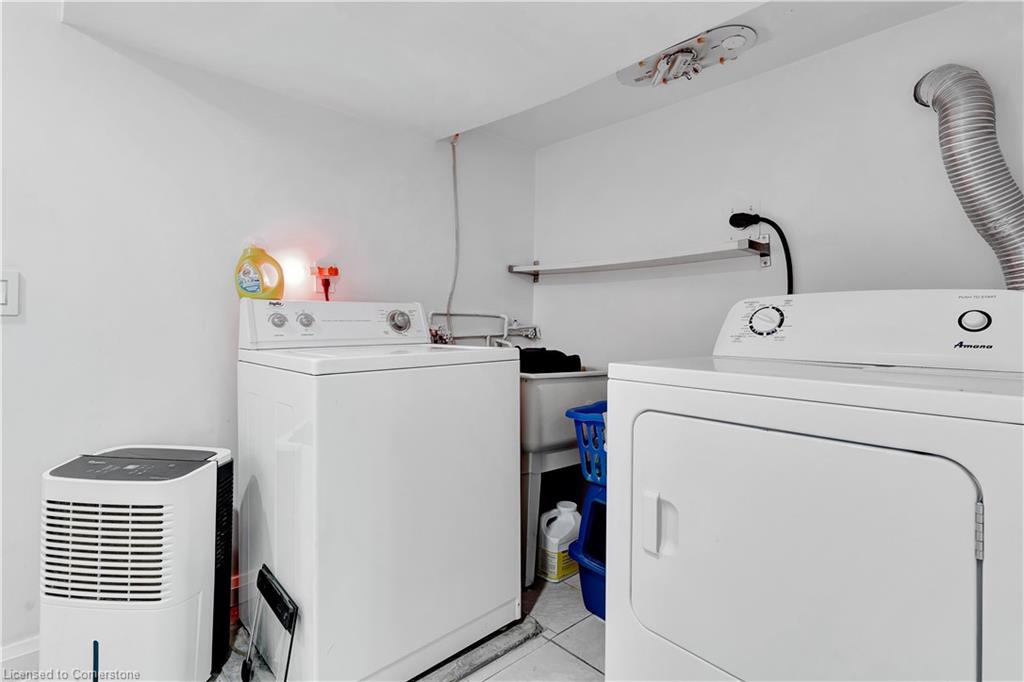40 Menno Street Property Photo 16