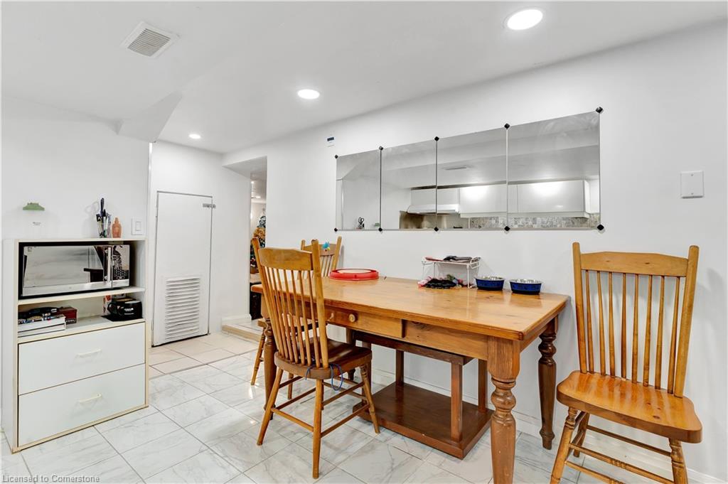 40 Menno Street Property Photo 26