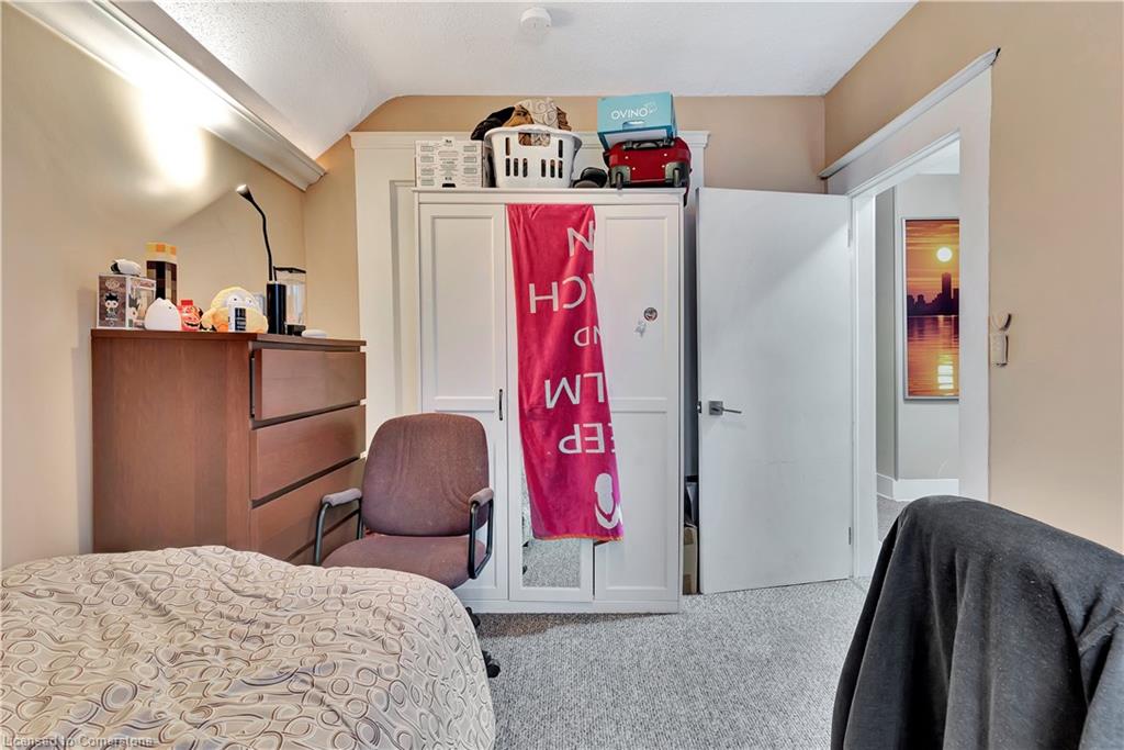 40 Menno Street Property Photo 39