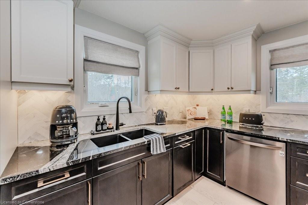 1380 Doon Village Road Property Photo 14