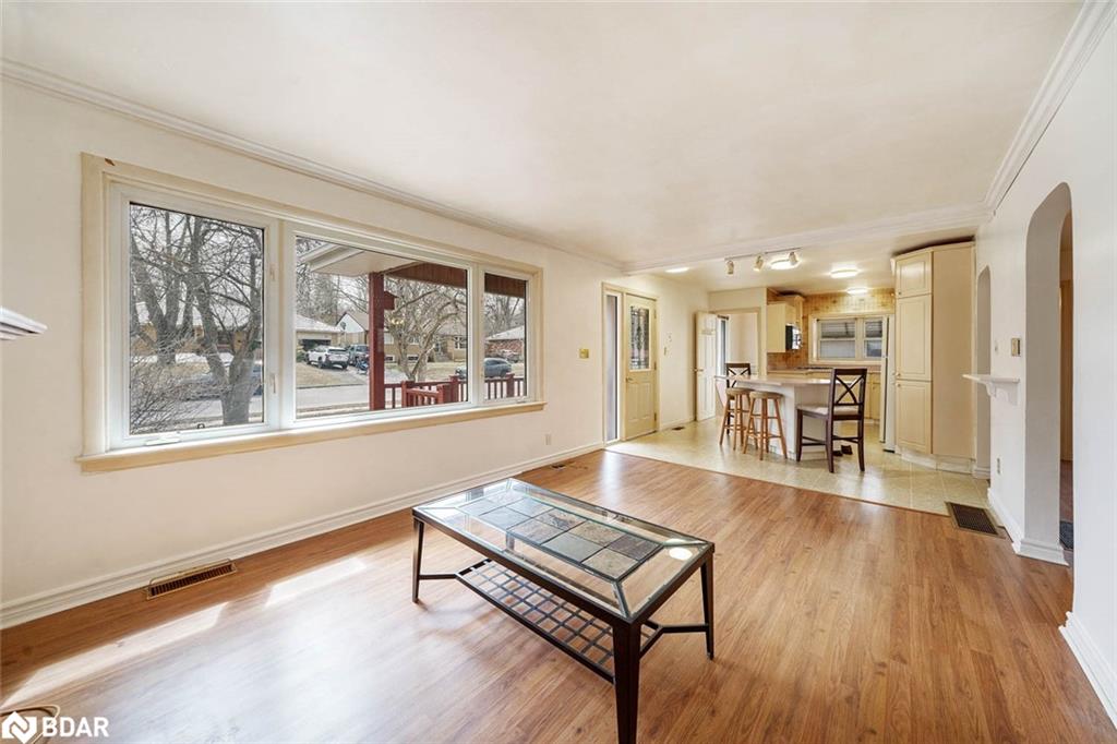 39 Elmer Avenue Property Photo 8