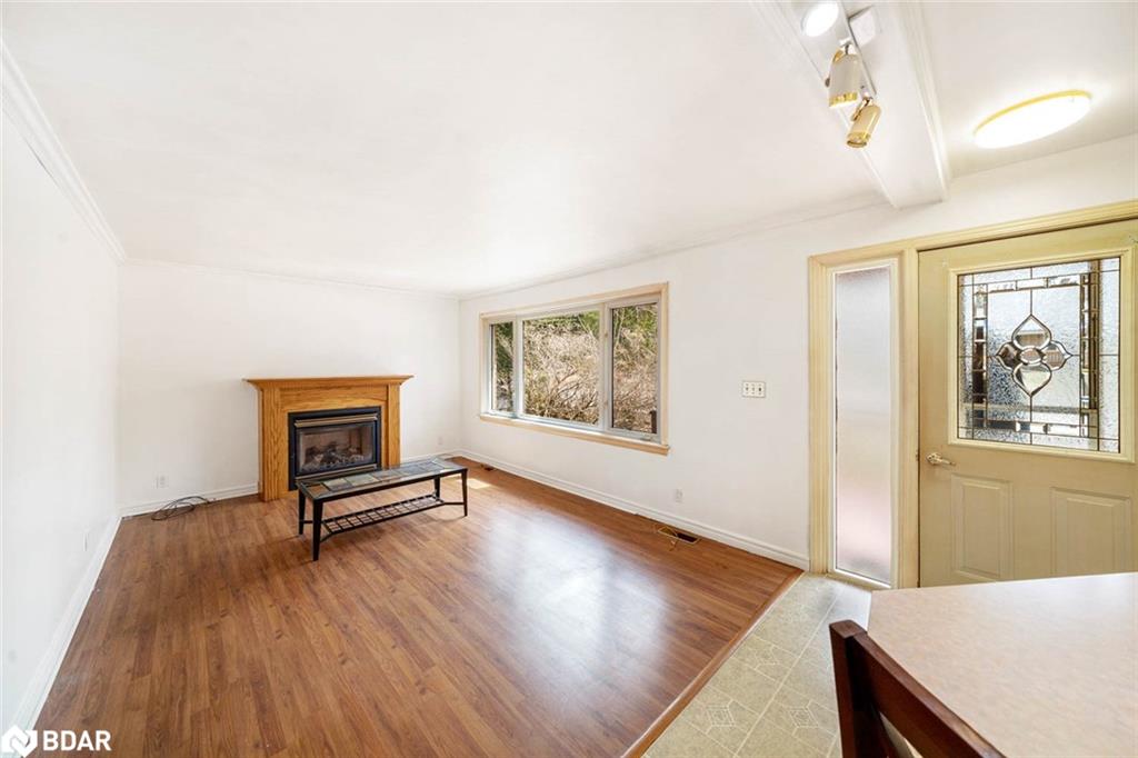39 Elmer Avenue Property Photo 9