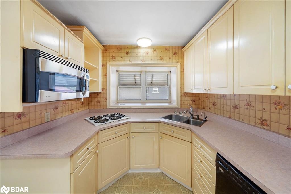 39 Elmer Avenue Property Photo 13