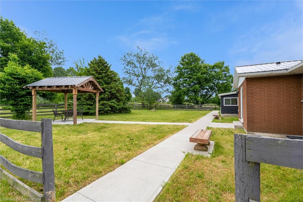 337 Highway 52 N Property Photo 5