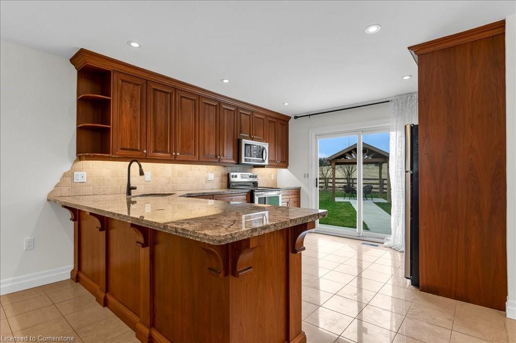 337 Highway 52 N Property Photo 17