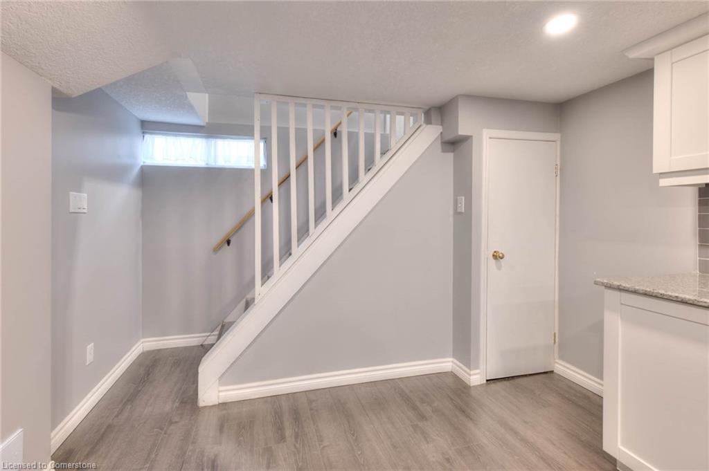 39 Sandra Avenue Property Photo 19