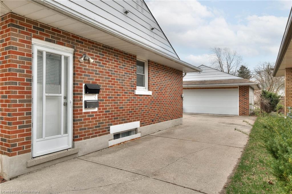 39 Sandra Avenue Property Photo 30