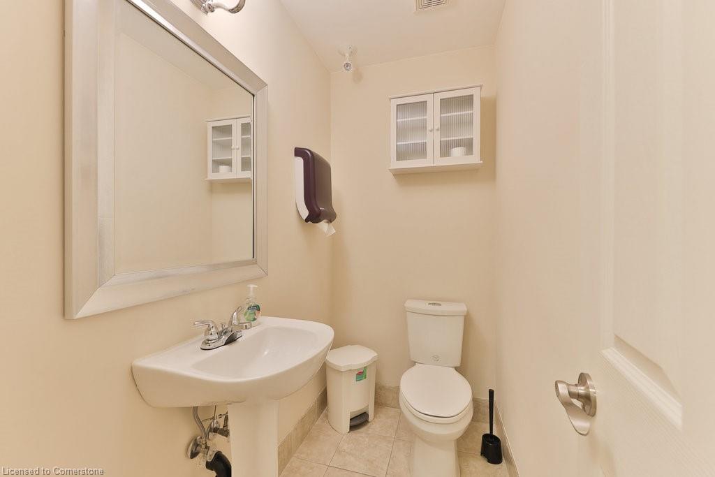 26-2861 Sherwood Heights Drive Property Photo 23