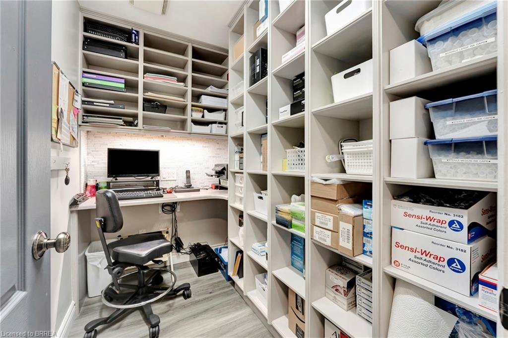 138 Charing Cross Street Property Photo 22