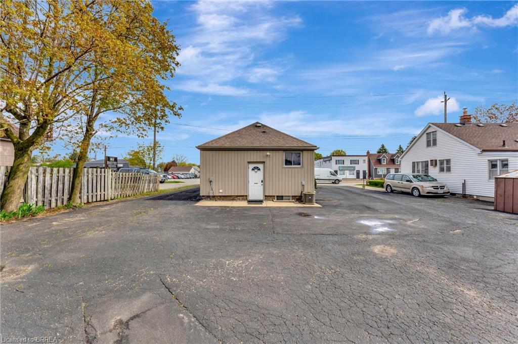 138 Charing Cross Street Property Photo 29