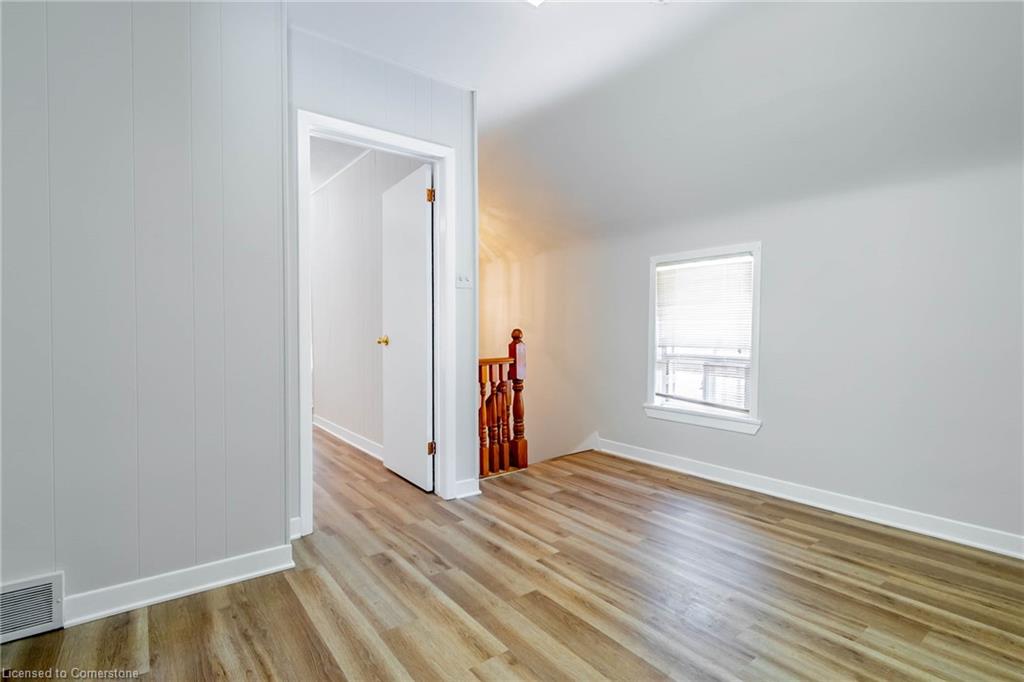 48 Carlisle Street Property Photo 21