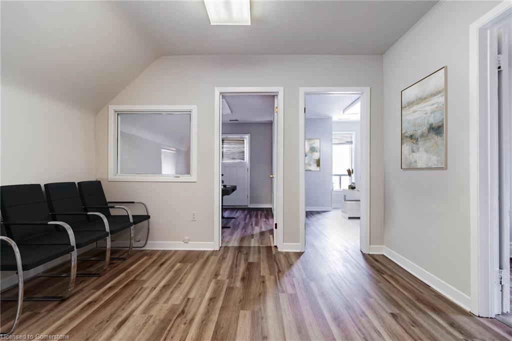 48 Carlisle Street Property Photo 27