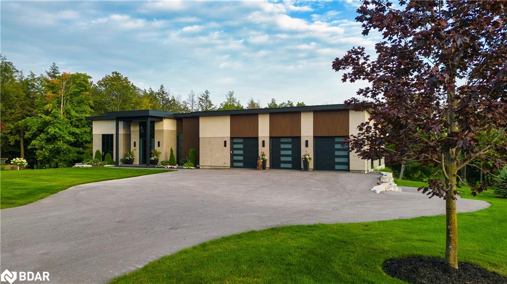 2761 Lockhart Road Property Photo 3