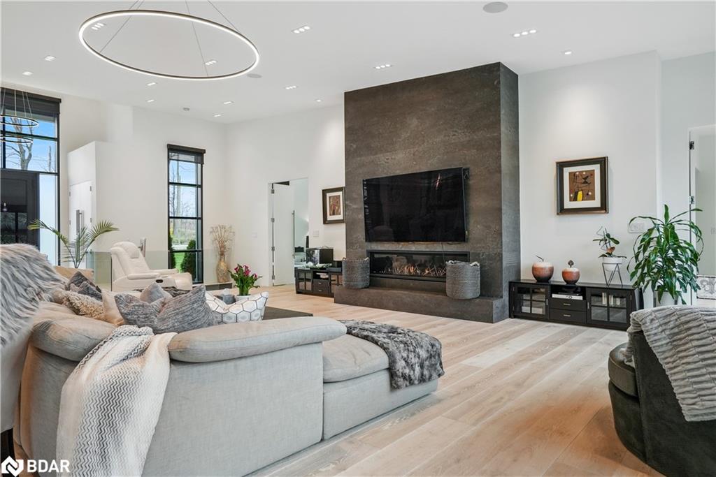 2761 Lockhart Road Property Photo 5