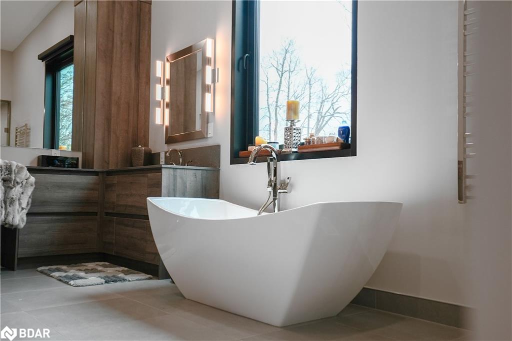 2761 Lockhart Road Property Photo 21