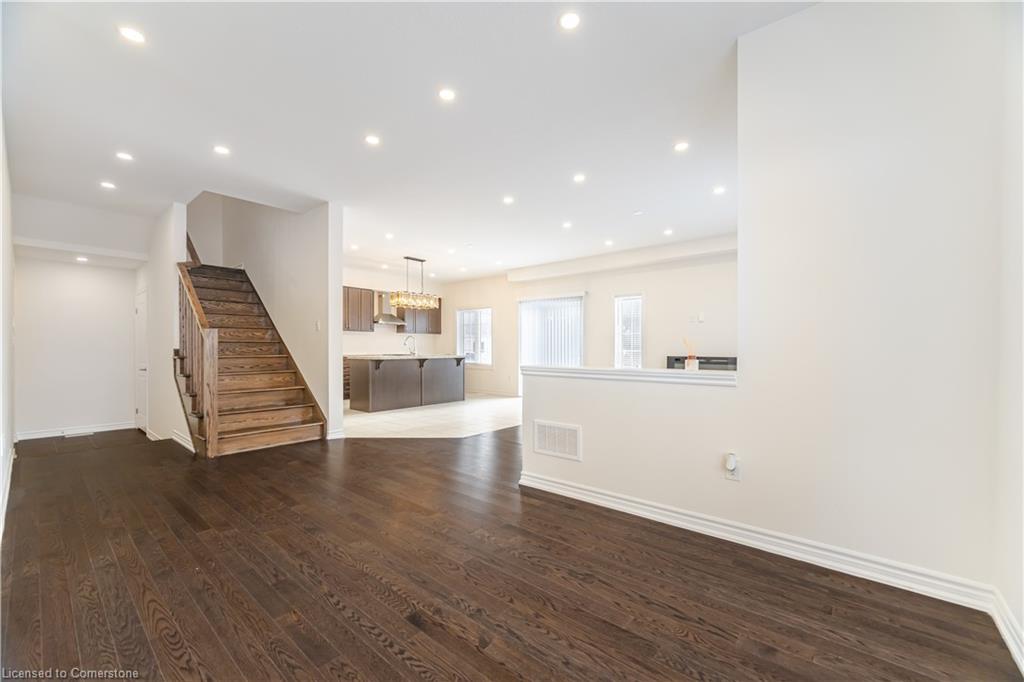 44 Macklin Street Property Photo 8