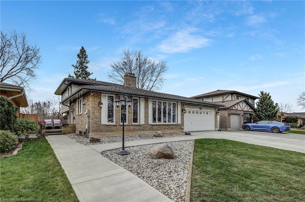 53 Winding Way Property Photo