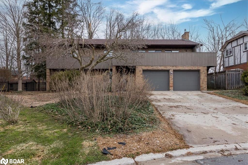 8 White Pine Place Property Photo