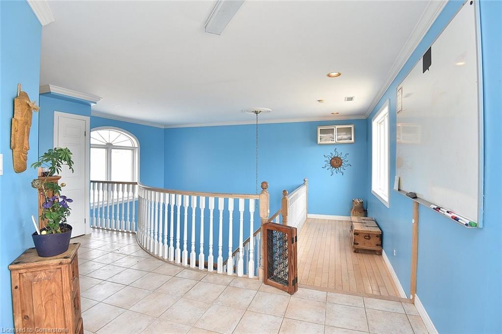10 Franklin Street Property Photo 23