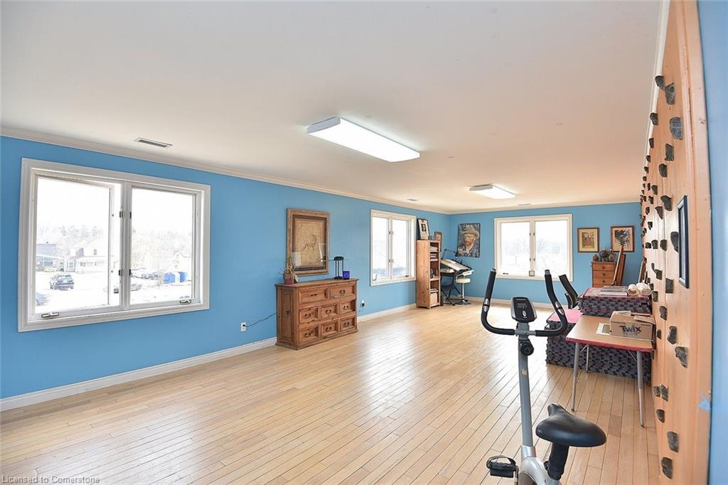 10 Franklin Street Property Photo 28