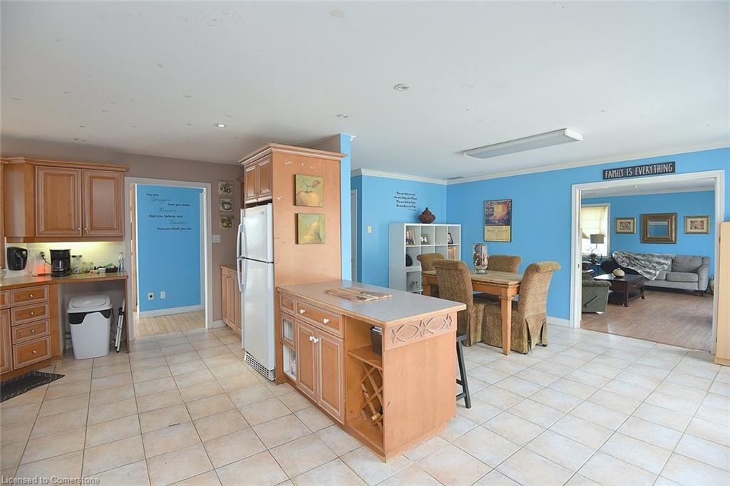 10 Franklin Street Property Photo 30