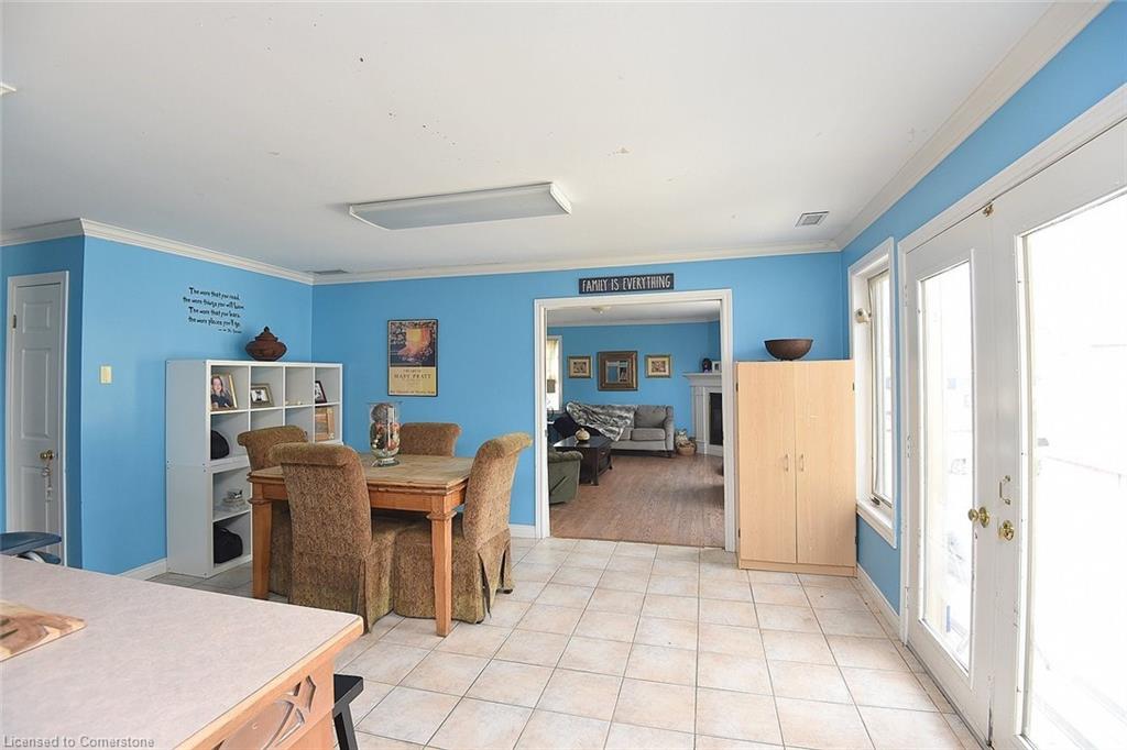 10 Franklin Street Property Photo 36