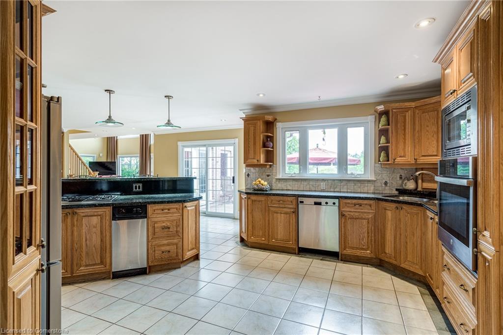 57 Kennedy Road Property Photo 10