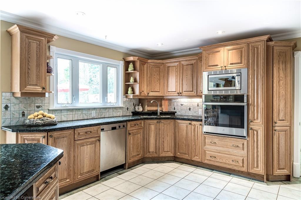 57 Kennedy Road Property Photo 11