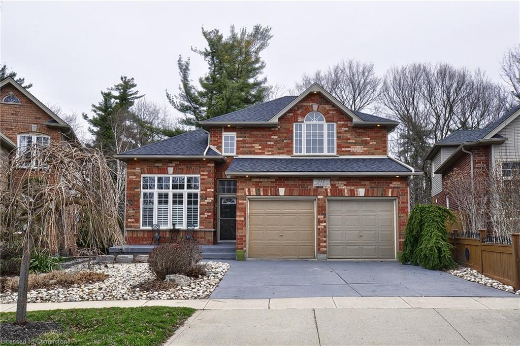 152 Lena Crescent Property Photo