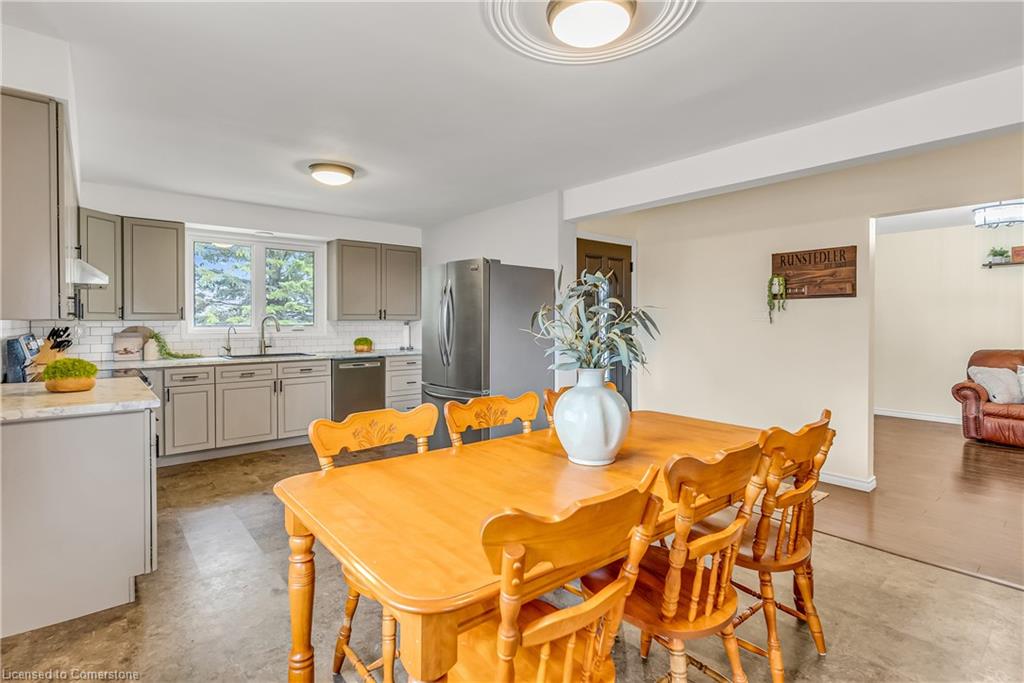 7680 Eighth Line Property Photo 13