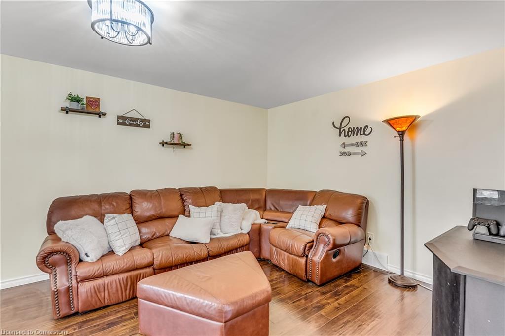 7680 Eighth Line Property Photo 14