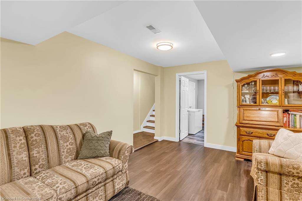 7680 Eighth Line Property Photo 29