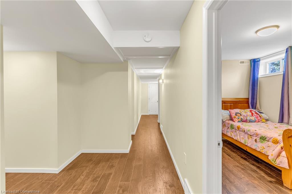 7680 Eighth Line Property Photo 33