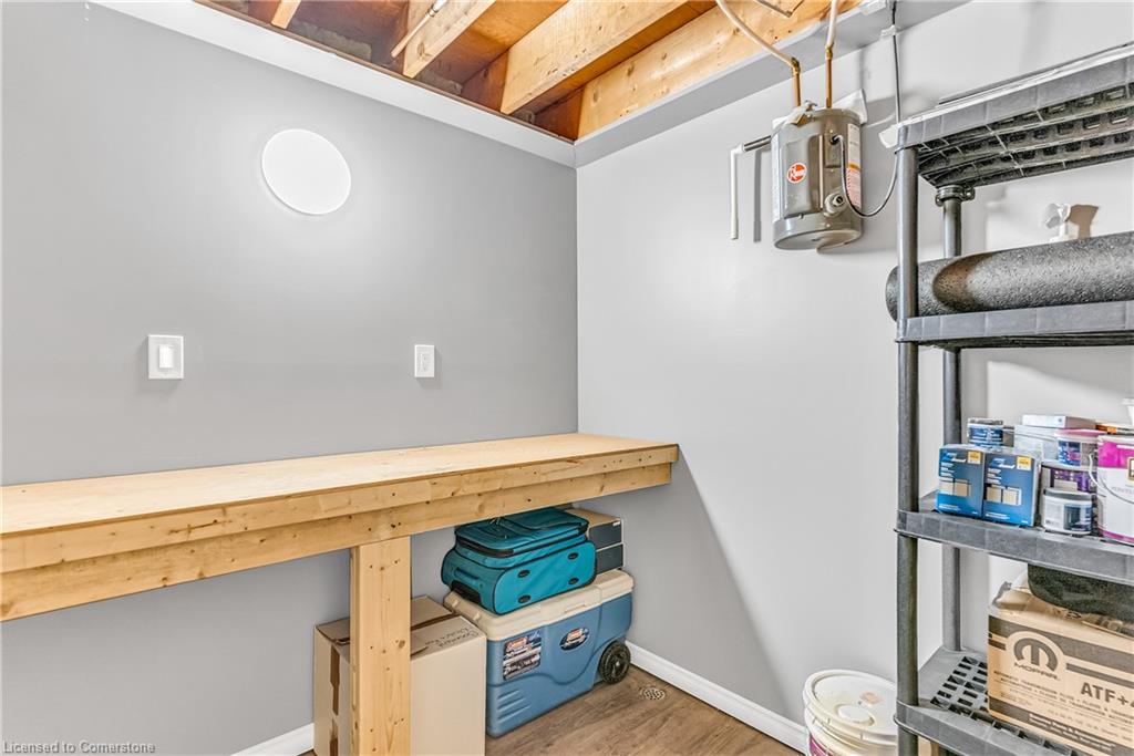 7680 Eighth Line Property Photo 36