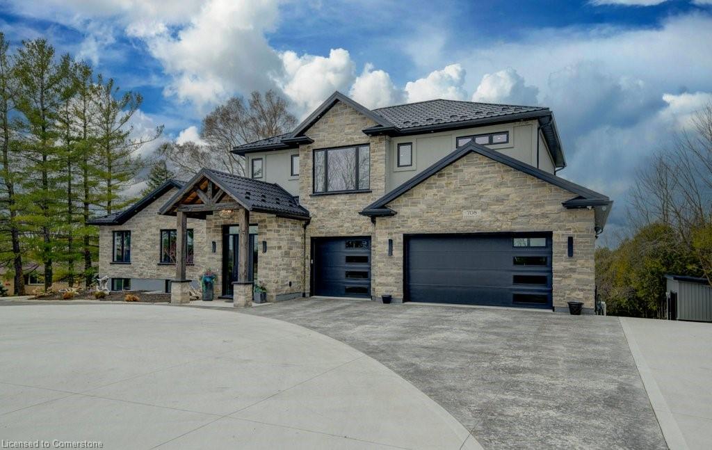 West Montrose Real Estate Listings Main Image