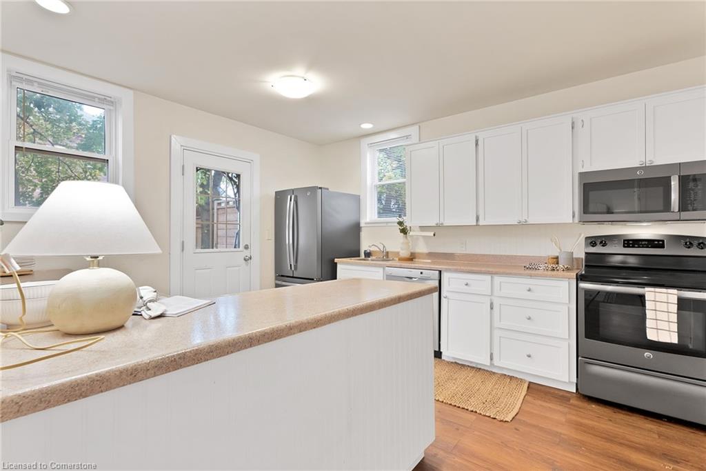 295 Plains Road W Property Photo 18