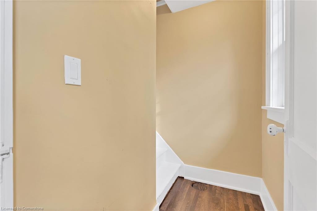 295 Plains Road W Property Photo 20