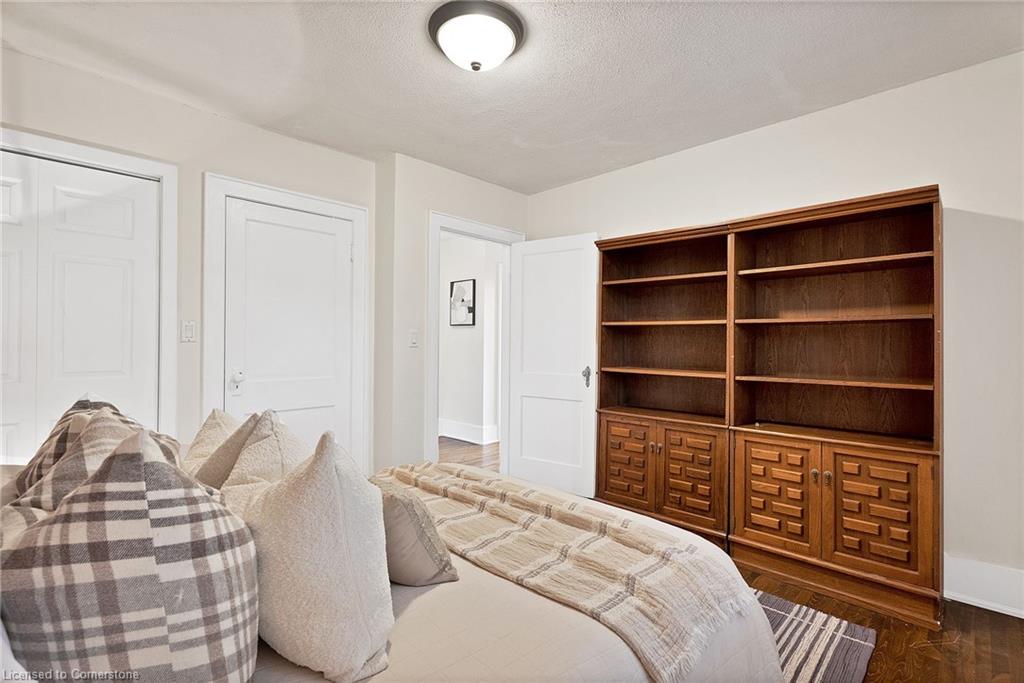 295 Plains Road W Property Photo 25