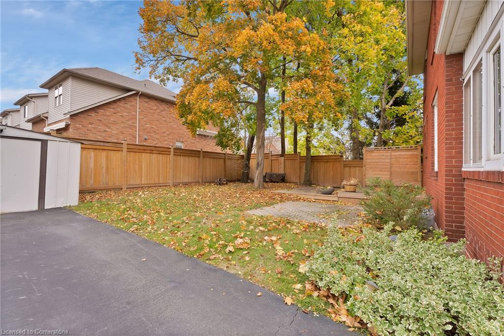 295 Plains Road W Property Photo 41