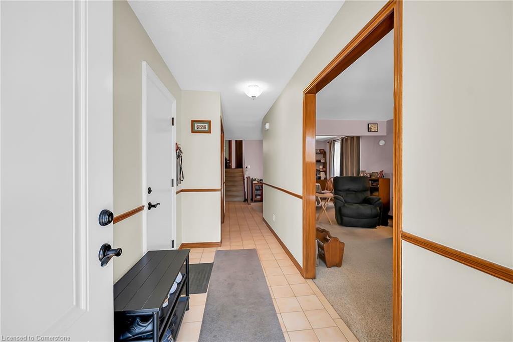 43 Everest Street Property Photo 6