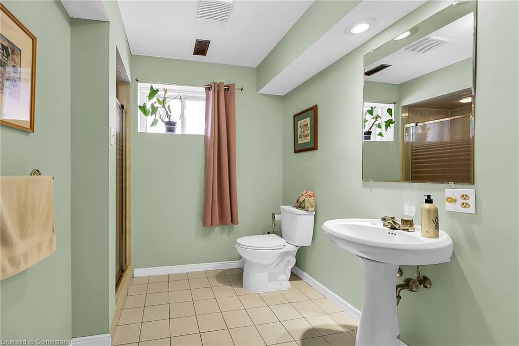 43 Everest Street Property Photo 30
