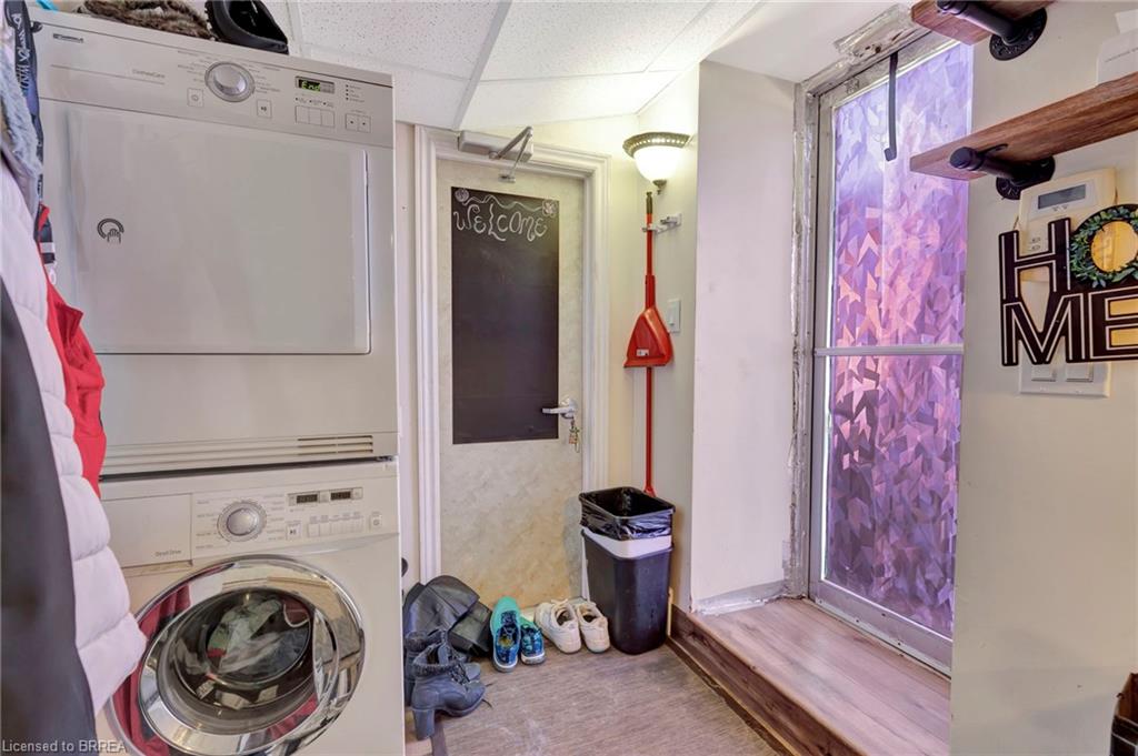 584 Colborne Street Property Photo 16