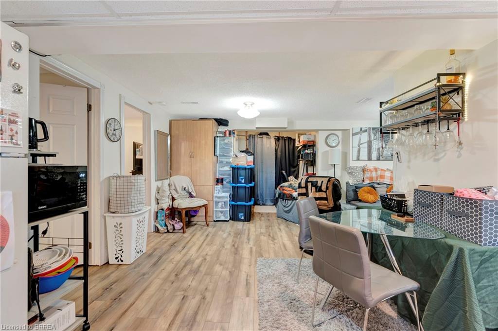 584 Colborne Street Property Photo 17