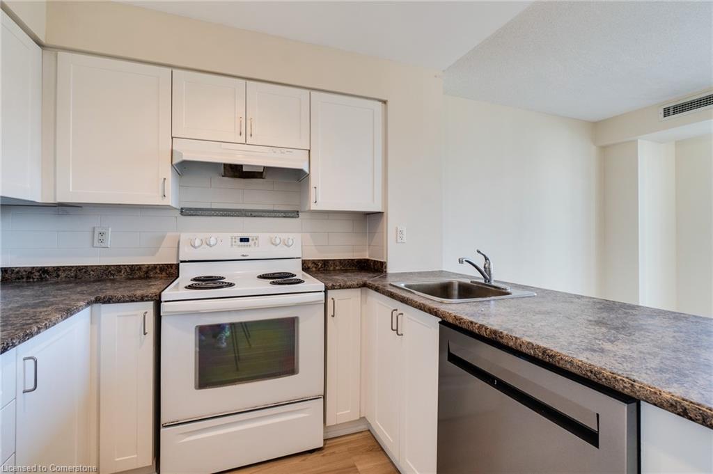 1301-76 Shuter Street Property Photo 28