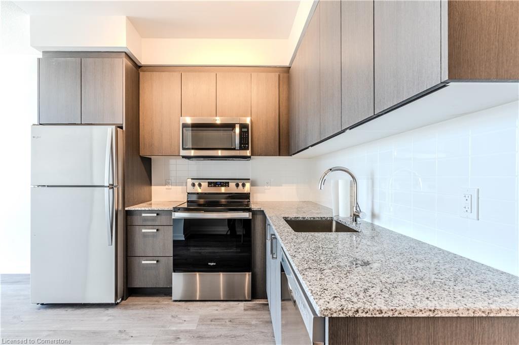 311-1010 Dundas Street E Property Photo 5